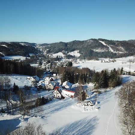 Penzion Medvídek Tanvald Exterior foto