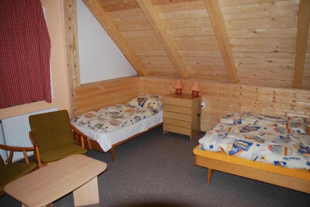Penzion Medvídek Tanvald Habitación foto
